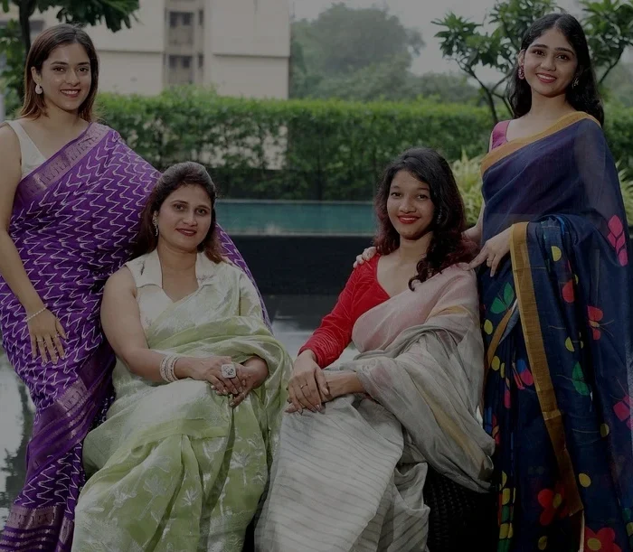 how-to-style-your-saree-for-modern-occasions-fusion-fashion-ideas-2
