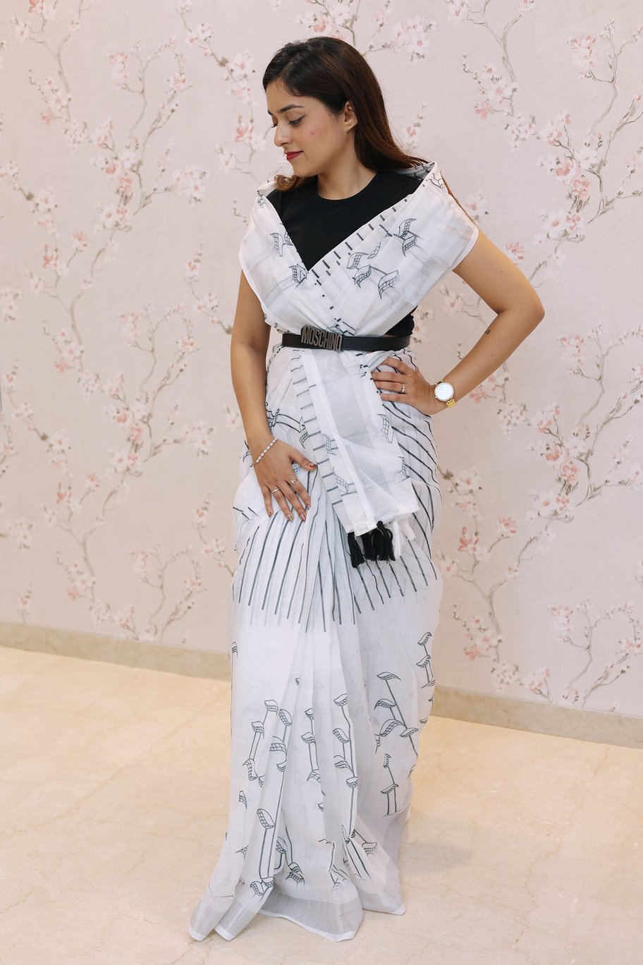 ShvetaShyaama White & Black