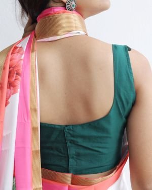 Casal Plain Sleeves Blouse