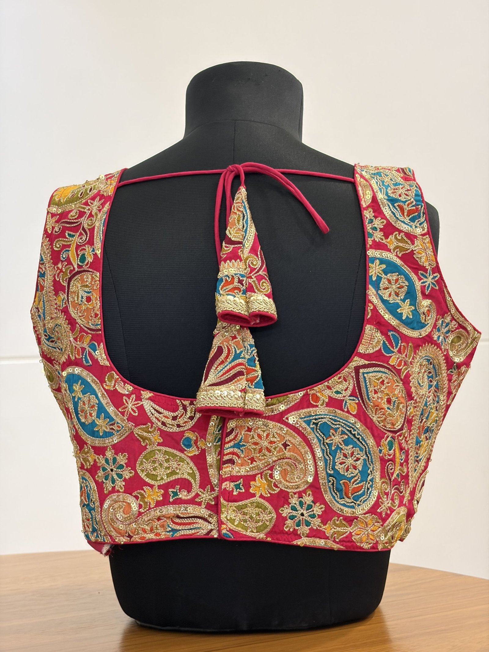 Sapna Rani Designer Blouse (Pink)