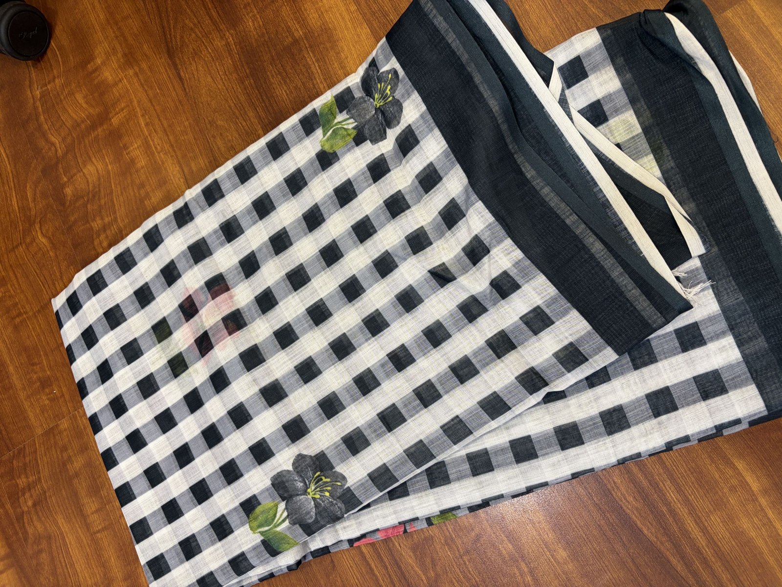 Midnight Bloom Checks Linen Saree